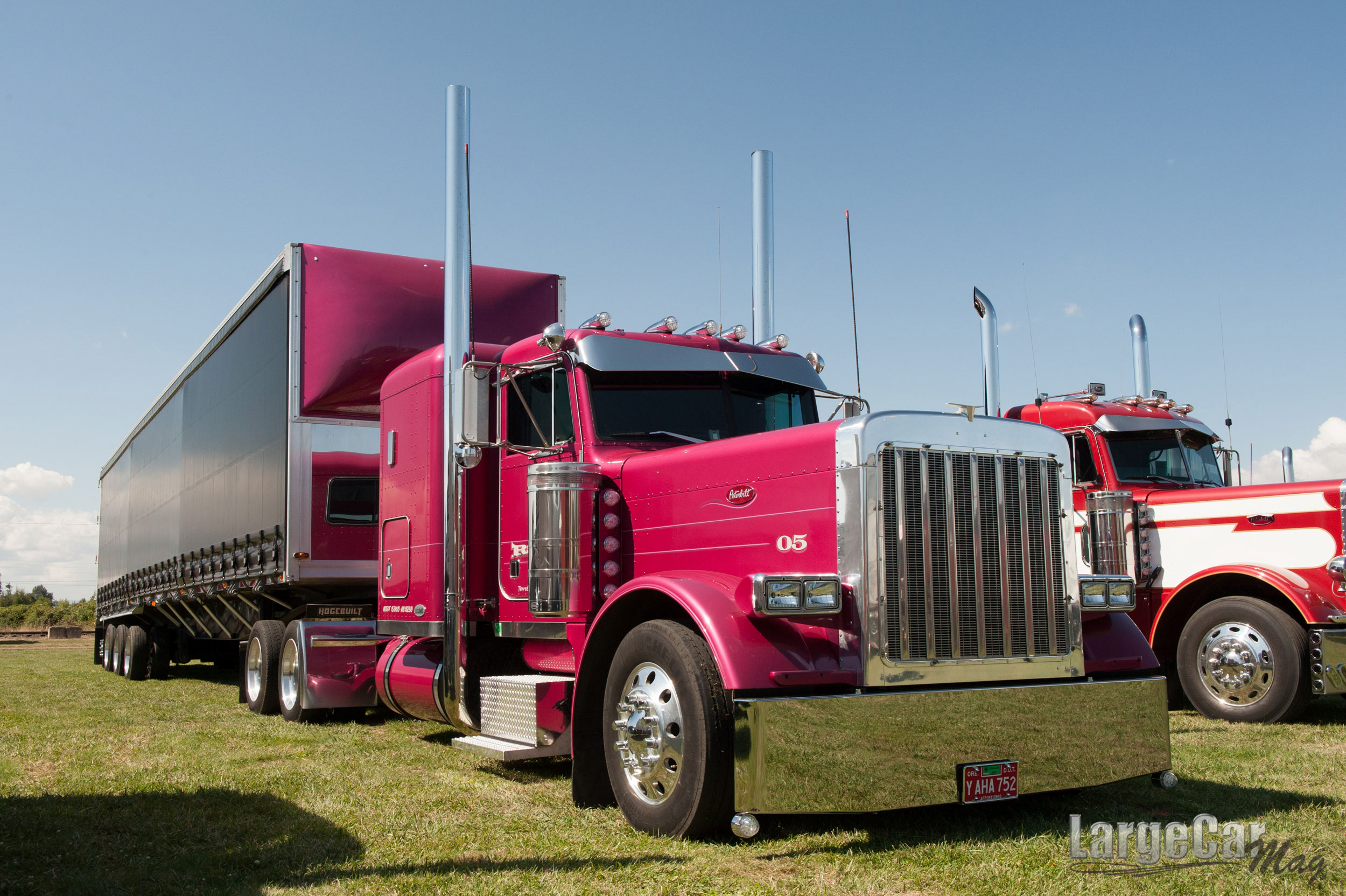 Index of /wpcontent/gallery/2014brookstruckshowhanksuderman