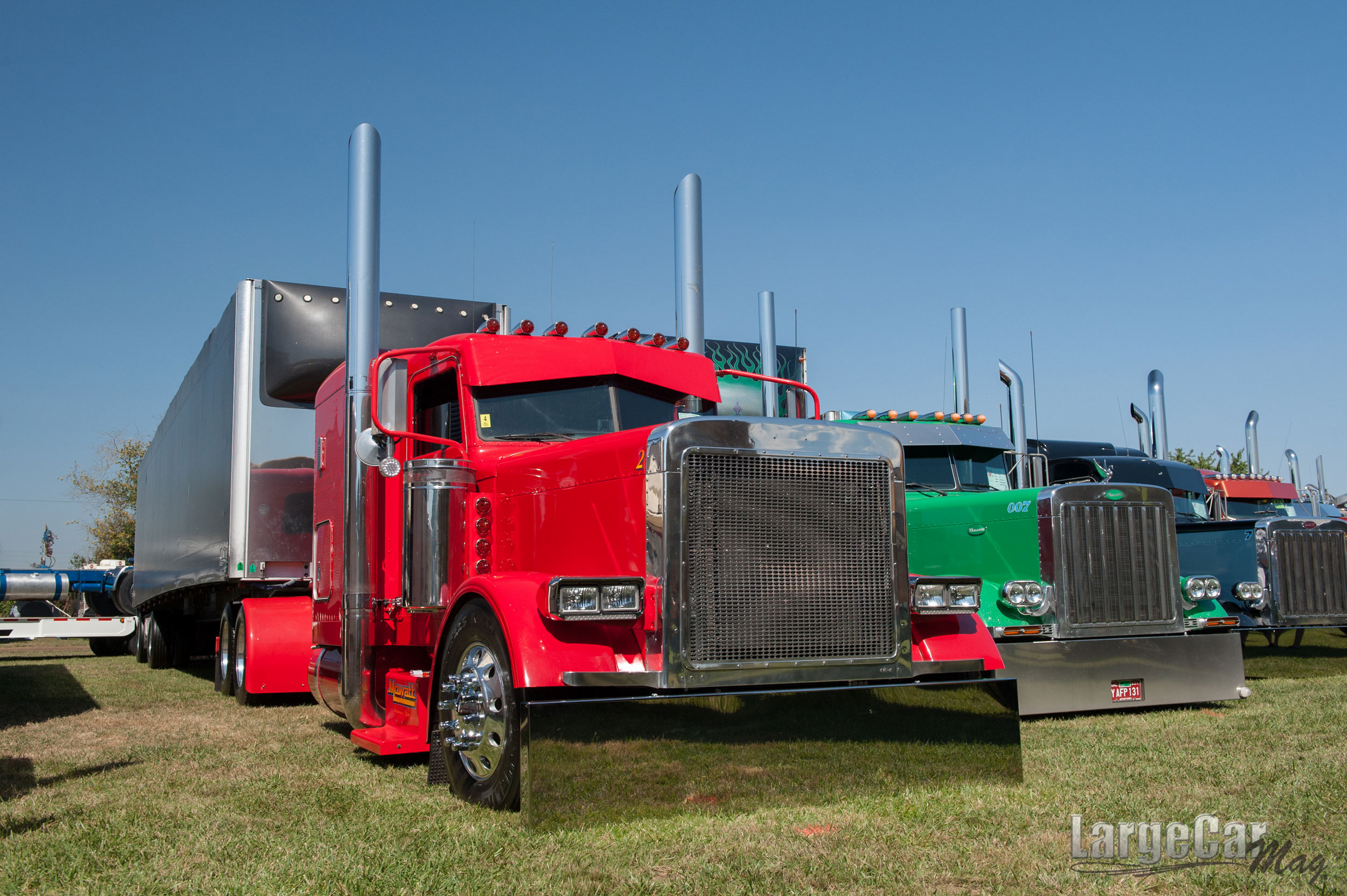 Index of /wpcontent/gallery/2014brookstruckshowhanksuderman